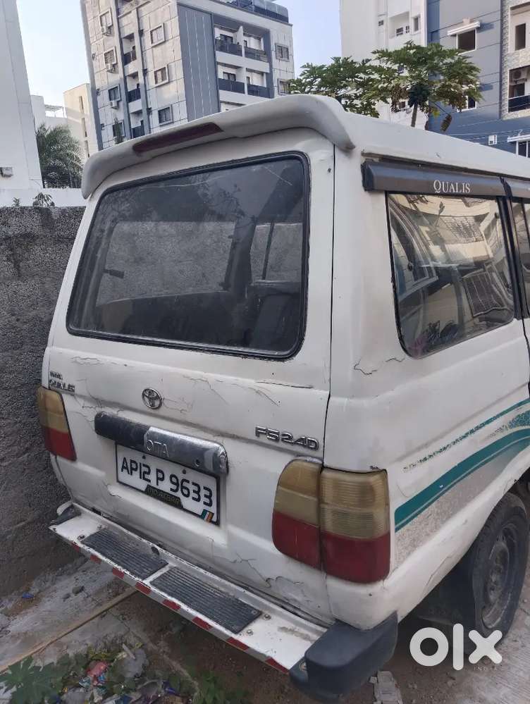 Toyota Qualis Diesel - Well Maintained - Family Used Car