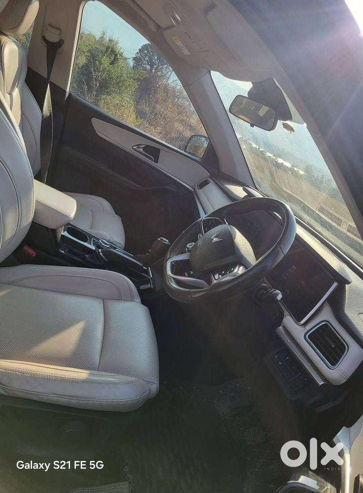 Mahindra Xuv700 2.2 Ax 7 Diesel Mt Str, 2022, Diesel