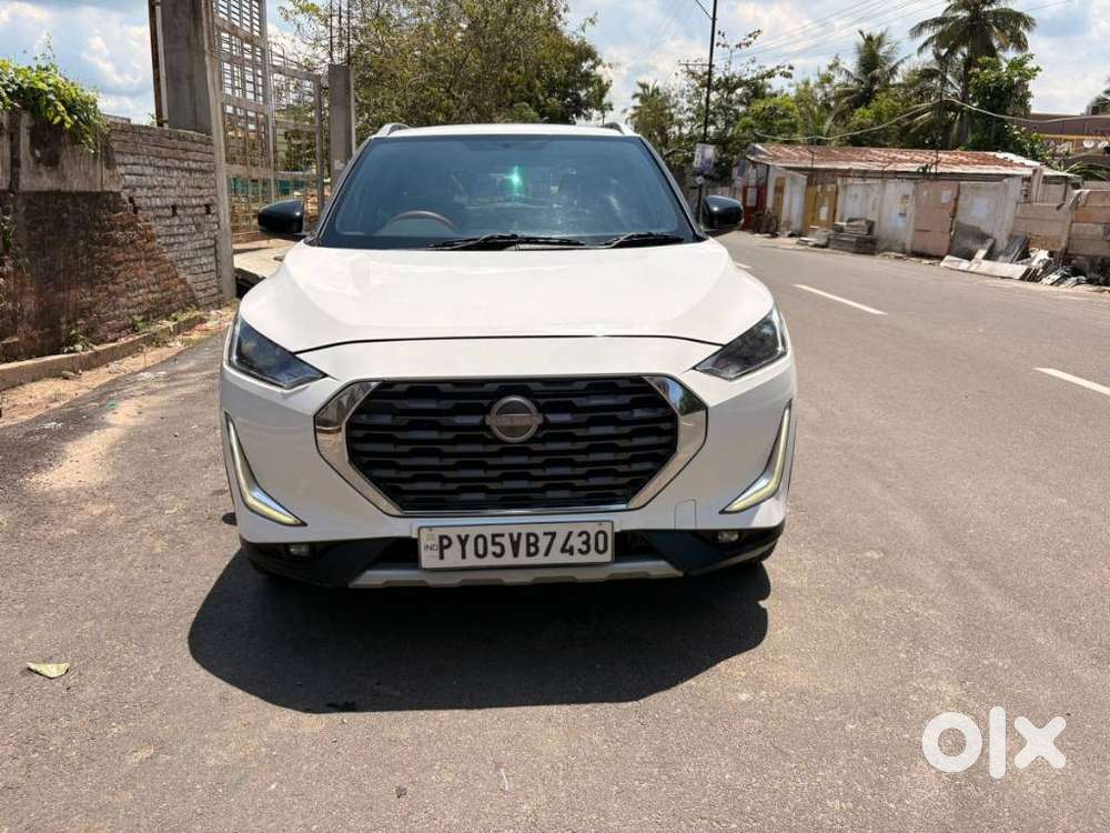 Nissan Magnite 1.0 Xv, 2022, Petrol