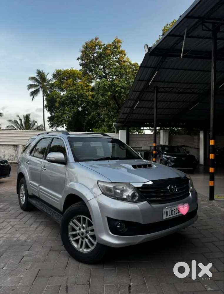Toyota Fortuner Legender 2012