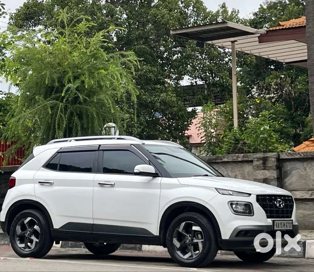 Hyundai Venue Diesel 2021 Car