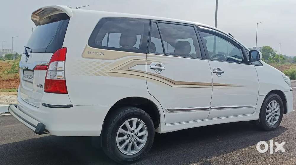Toyota Innova 2014 Diesel 99000 Km Driven
