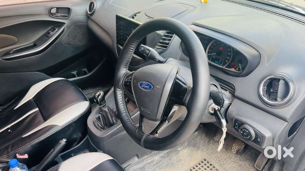 Ford Figo Petrol Titanium, 2017, Petrol