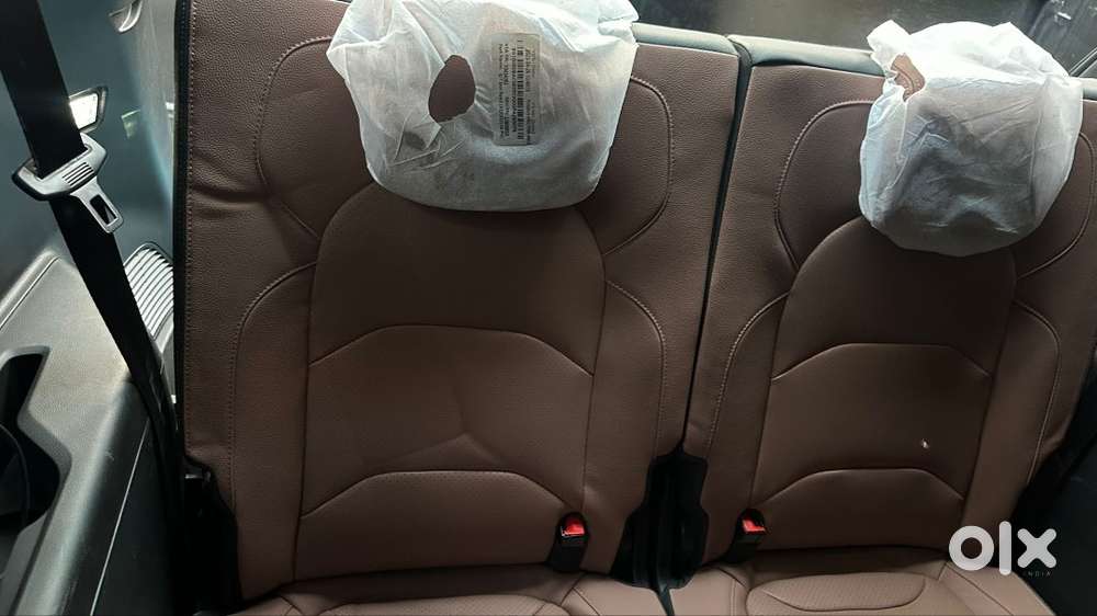 Mg Hector Plus Sharp Pro Cvt (2023) - Great Condition