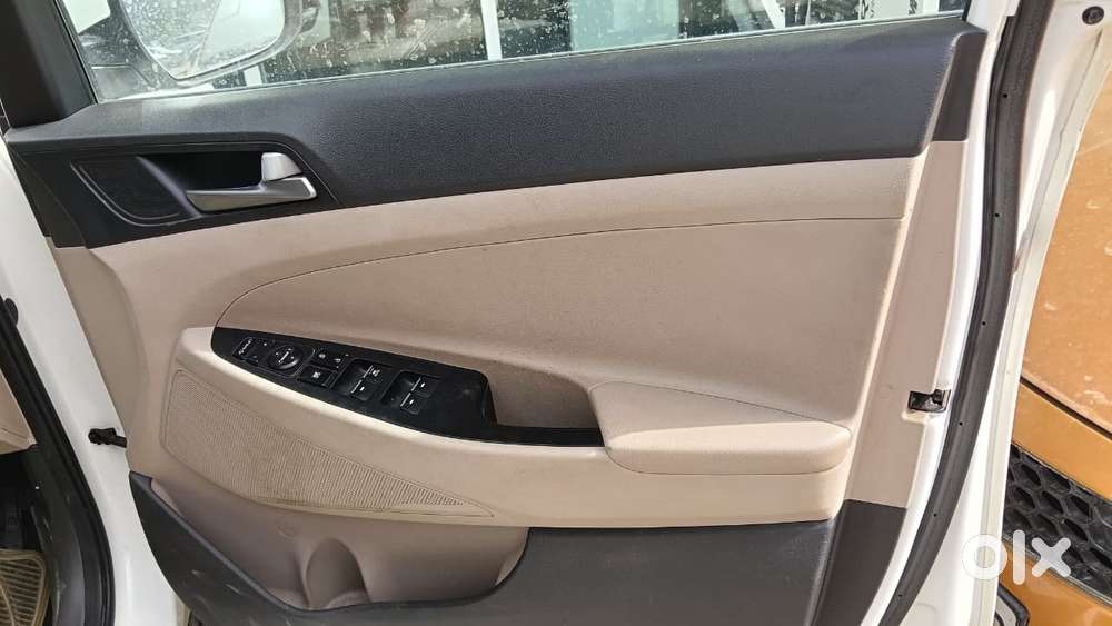 Hyundai Tucson 2.0 Dual Vtvt 2wd At Gl Opt, 2017, Petrol