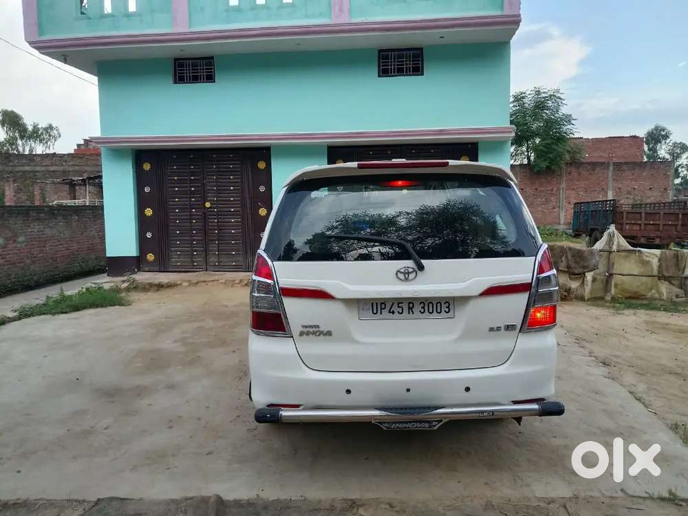 Toyota Innova Diesel 2011