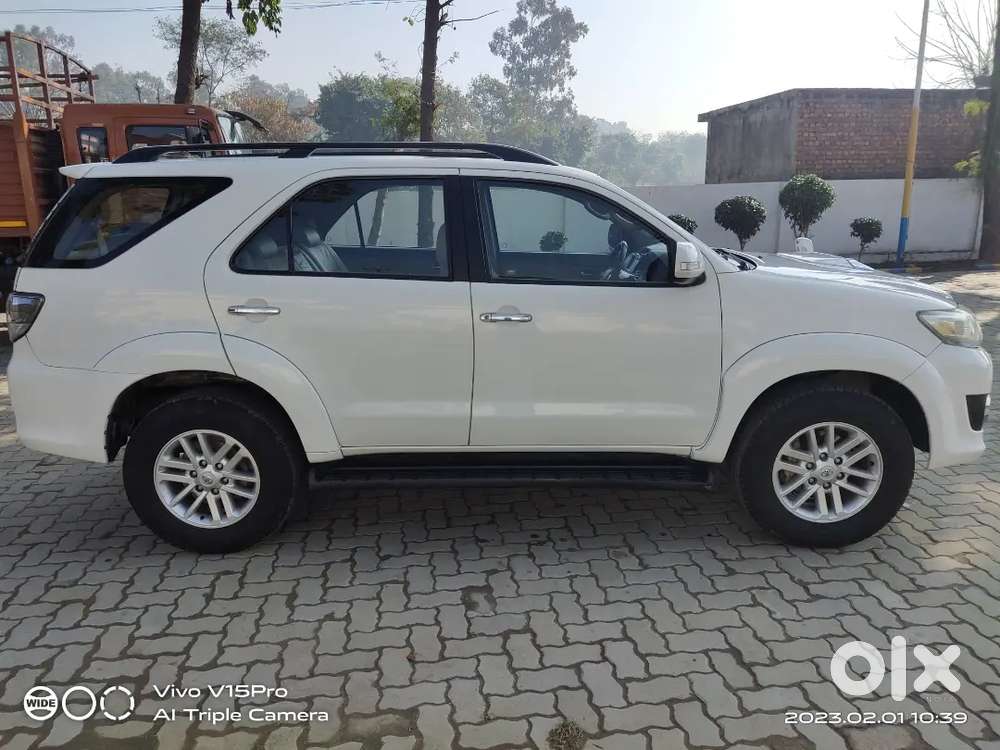 Toyota Fortuner Diesel Manual 2012