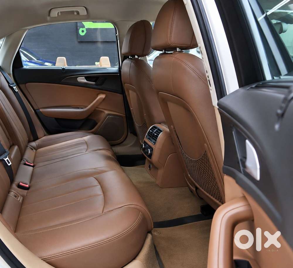 Audi A4 2.0 Premium Plus 40 Tfsi, 2023, Petrol
