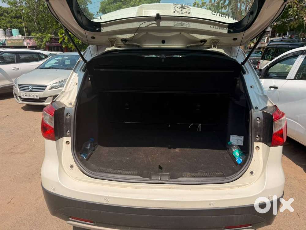 Maruti Suzuki S-cross 2021