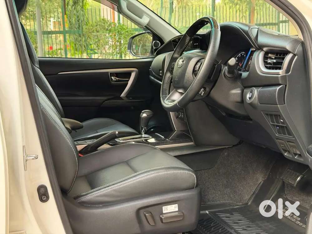 Toyota Fortuner 2022 Petrol Well Maintained