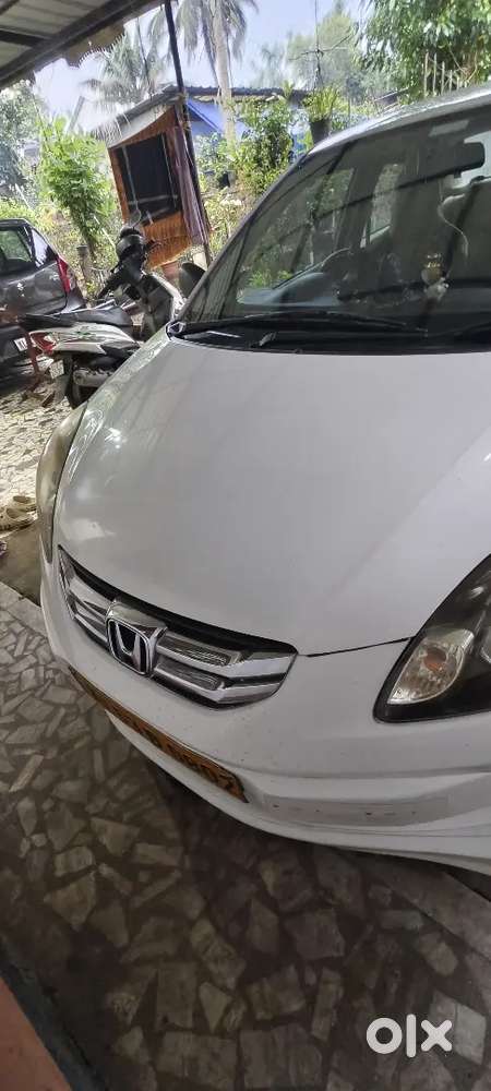 Honda Amaze 2016