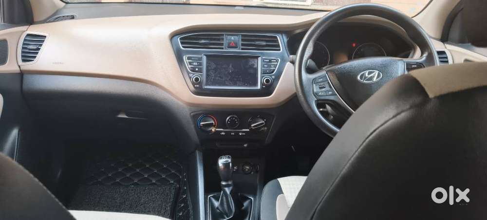 Hyundai I20 Sportz 1.2 Mt, 2020, Petrol