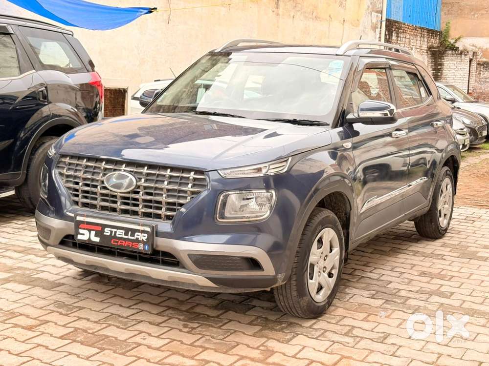 Hyundai Venue S 1.2 Petrol, 2022, Petrol