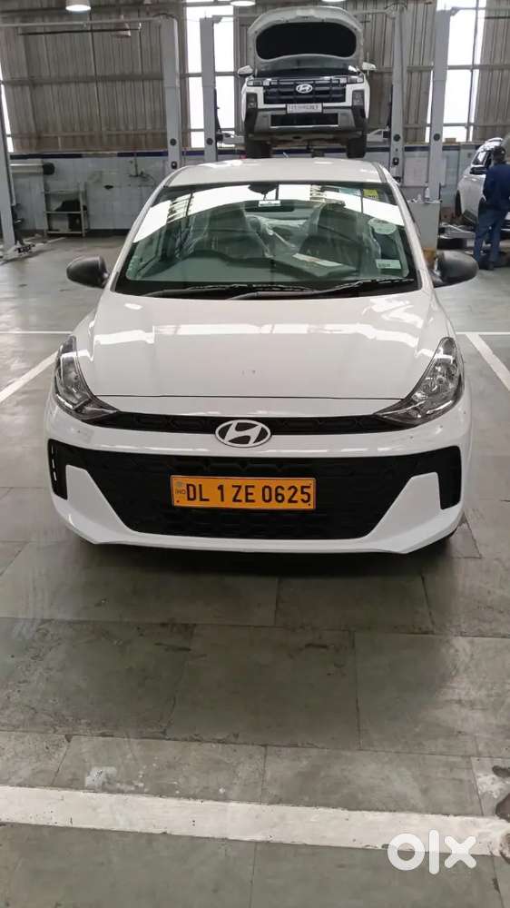 Hyundai Aura 2026 Cng & Hybrids 700 Km Driven
