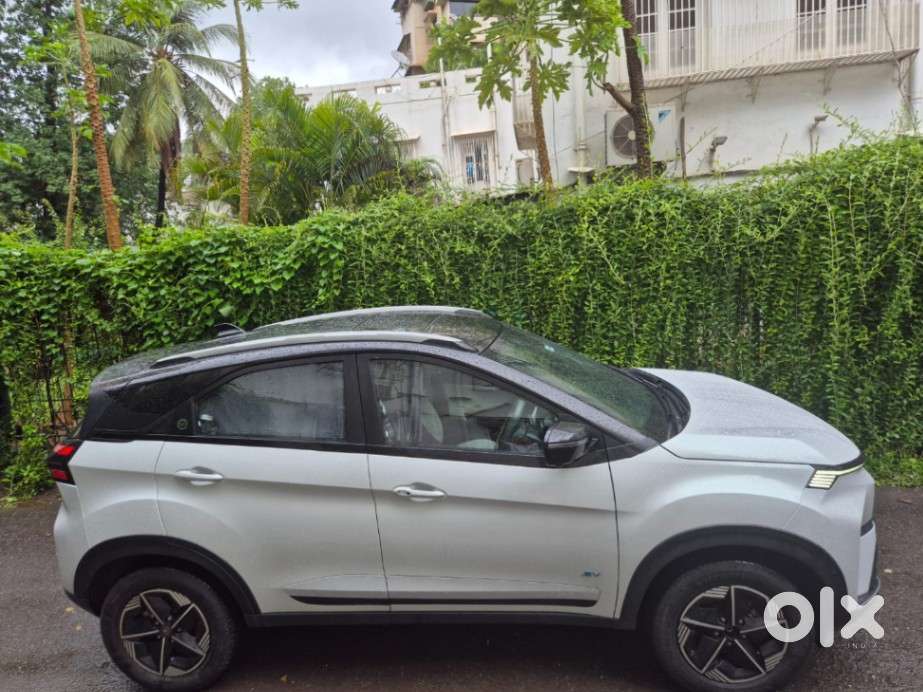 Tata Nexon Ev Empowered Plus Lr, 2024, Electric