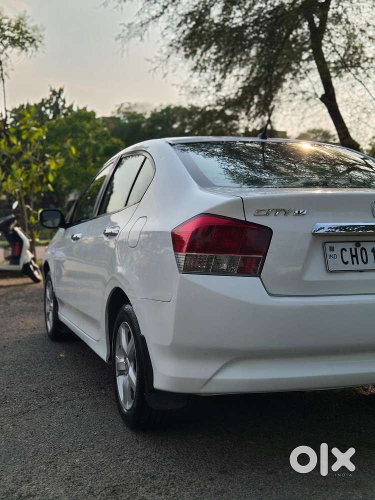Honda City V Mt Exclusive, 2010, Petrol
