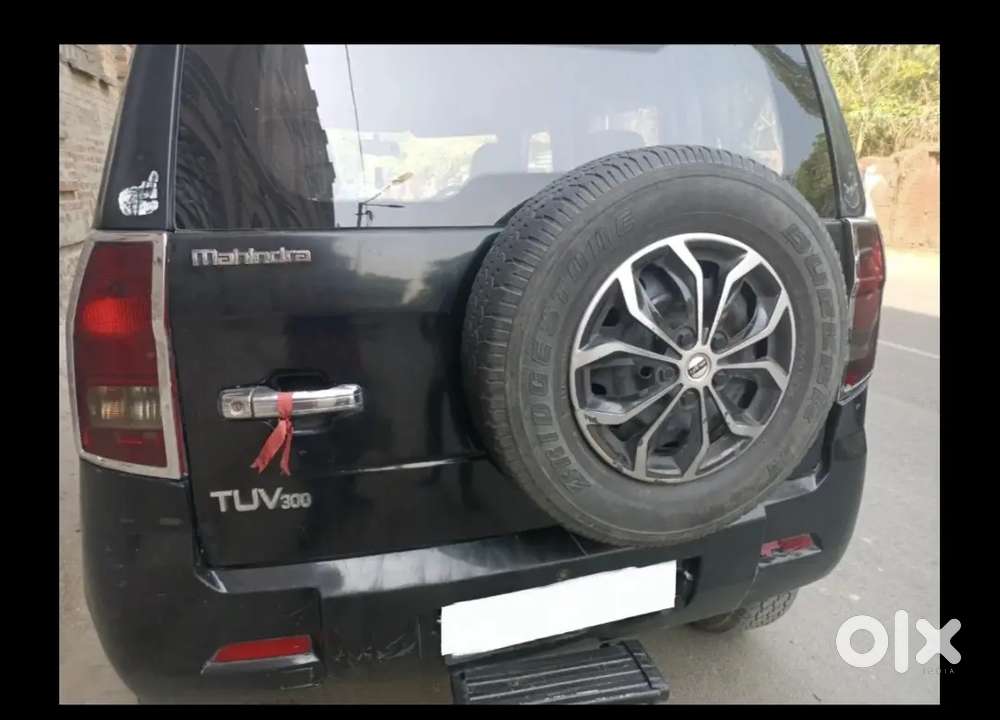 Mahindra Tuv 300 2016 Diesel 125000 Km Driven