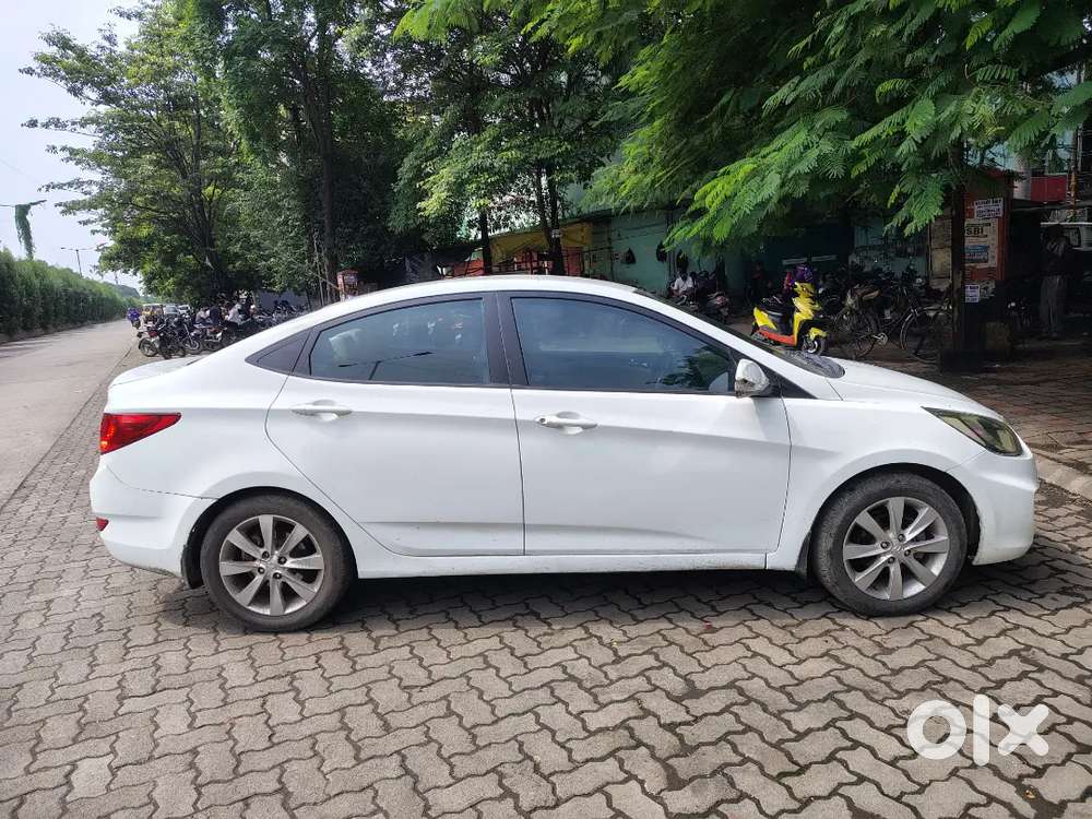 Hyundai Verna Crdi 2012