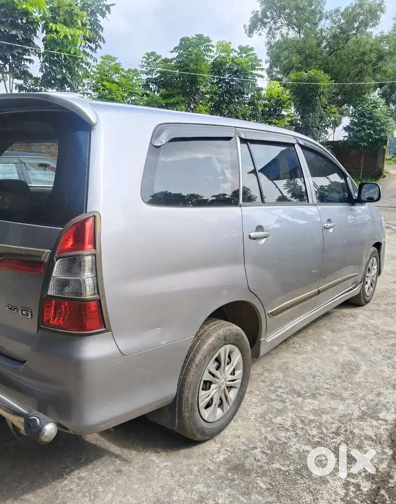 Toyota Innova 2015 Diesel Car