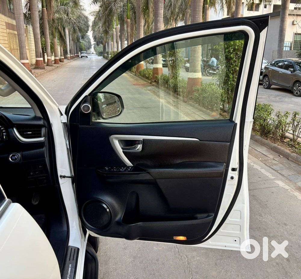 Toyota Fortuner 4x2 At 2.8 Diesel, 2019, Diesel