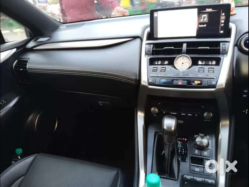 Lexus Nx, 2018, Petrol