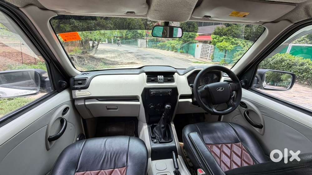 Mahindra Scorpio S2 2015