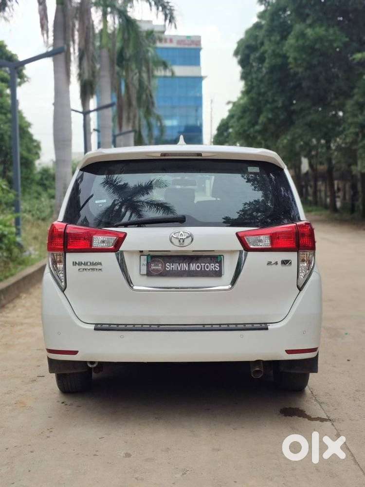 Toyota Innova Crysta 2.4 V, 2023, Diesel