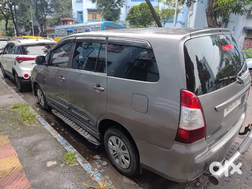 Toyota Innova Hycross 2012 Diesel Automatic