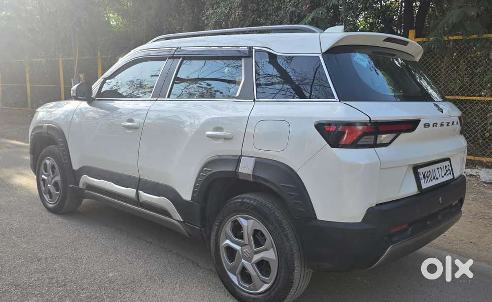Maruti Suzuki Brezza 1.5 Lxi Cng, 2023, Cng & Hybrids