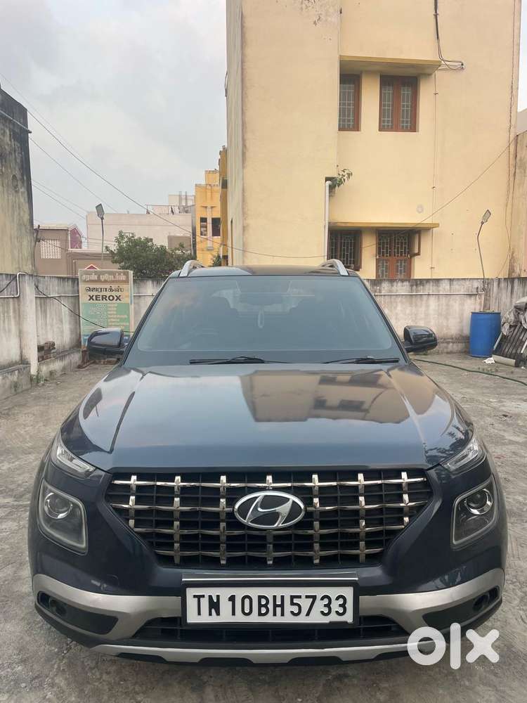 Hyundai Venue Sx+ At, 2019, Petrol