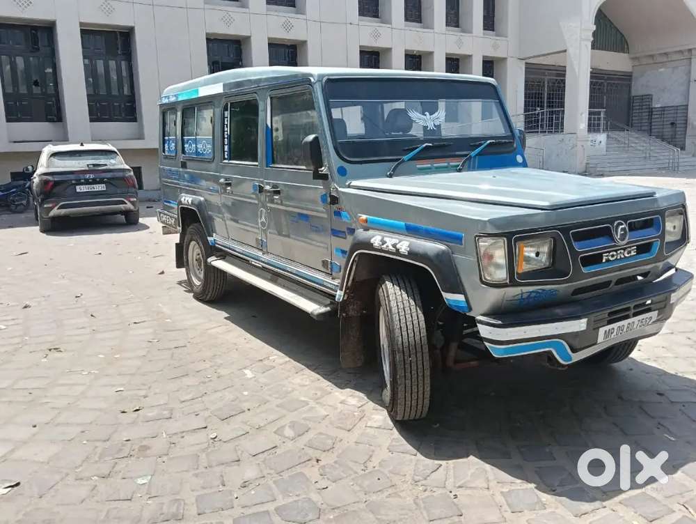 Force Motors Cruiser