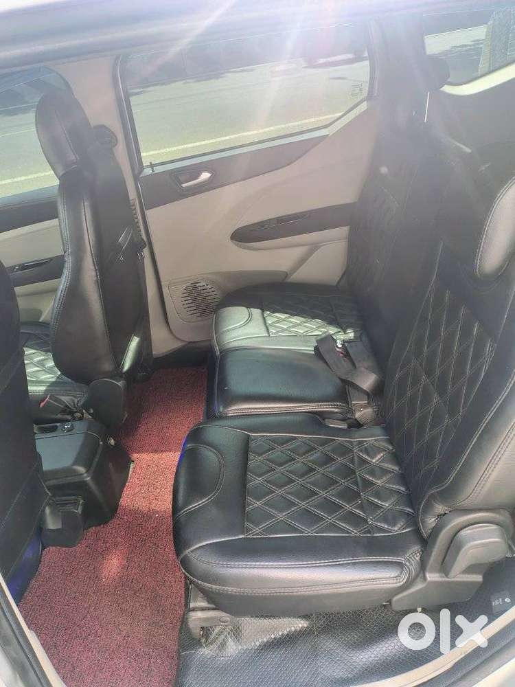 Renault Triber Rxz, 2021, Petrol