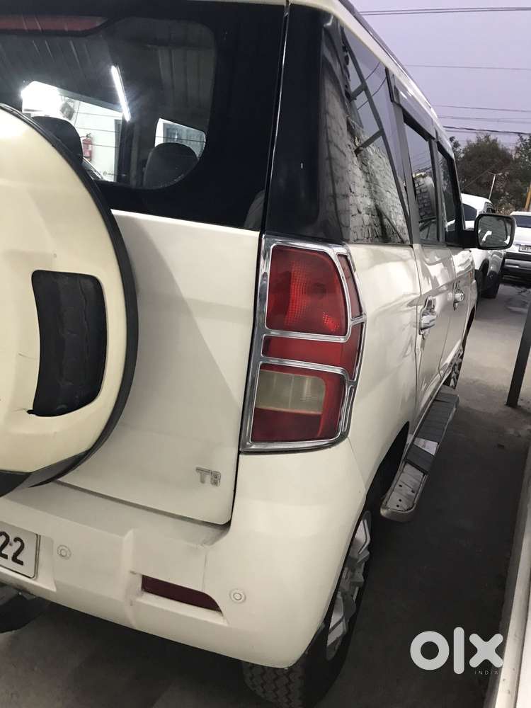 Mahindra Tuv 300 T8, 2016, Diesel