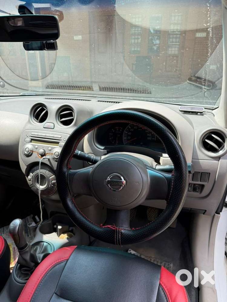 Nissan Micra 2010 Diesel Xv Premium Full Option.