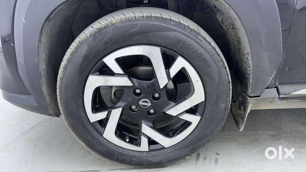 Nissan Magnite 1.0 Xv Premium Turbo Cvt, 2023, Petrol