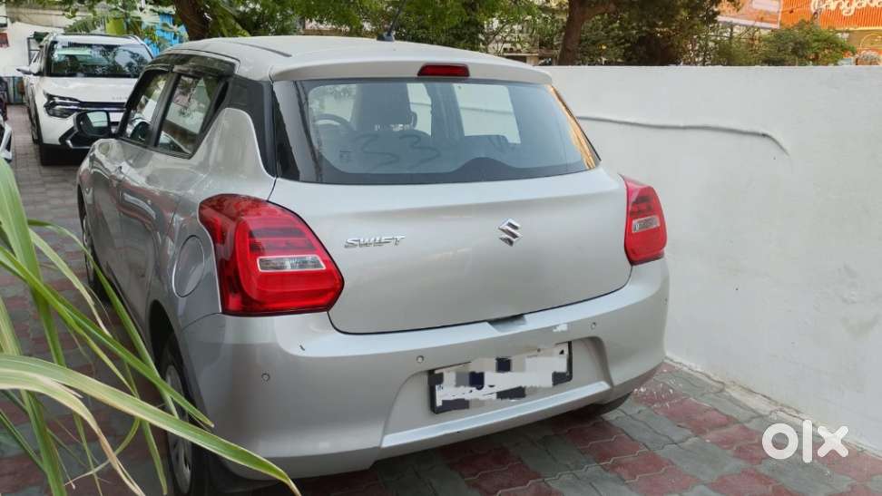 Maruti Suzuki Swift 2018 Vxi, 2023, Petrol