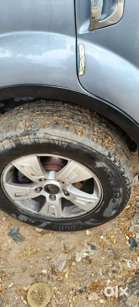 Mahindra Xuv500 2013 Diesel 175000 Km Driven