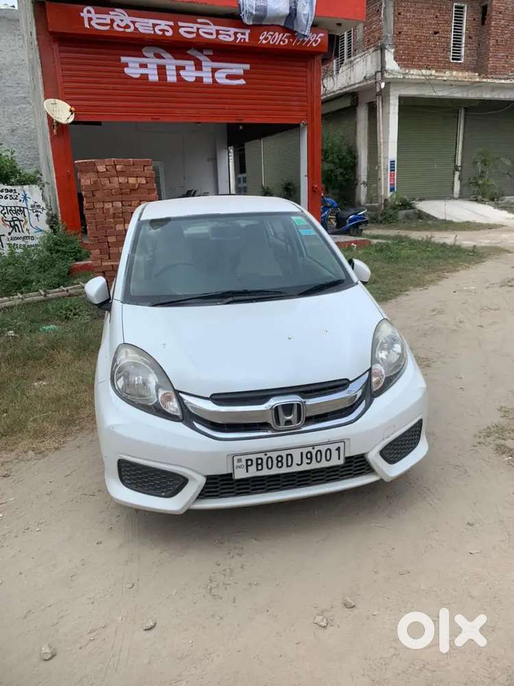 Honda Amaze 2016 Petrol Well Maintained