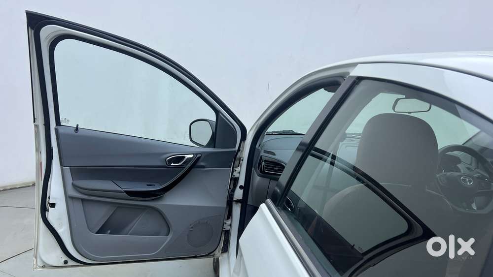 Tata Tigor Xza Plus, 2021, Petrol