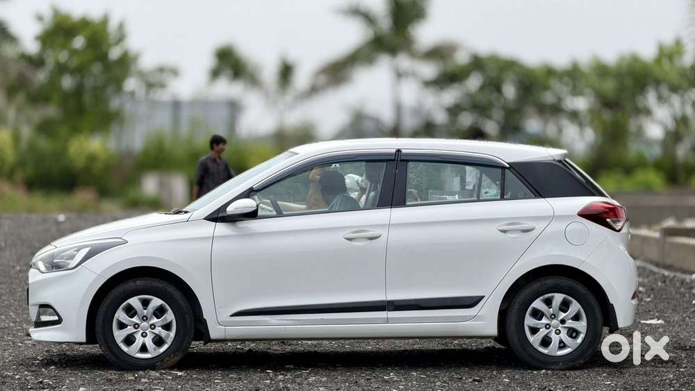 Hyundai I20 Sportz 1.2 Bs-iv, 2015, Cng & Hybrids