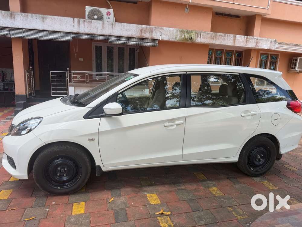 Honda Mobilio S Petrol 2015  47,000 Km  Family Owned