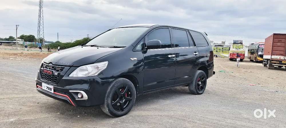 Toyota Innova 2.5 Diesel 2011 Full Modified Super Condion Hr Vehicle