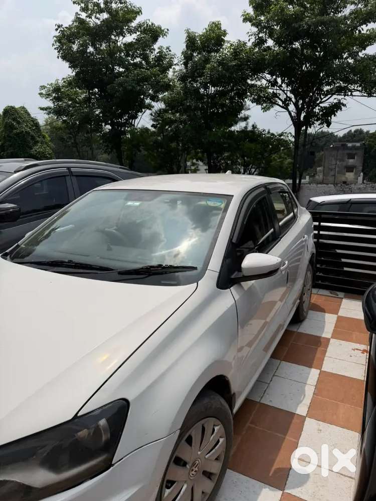 Volkswagen Ameo 2017 Petrol 135000 Km