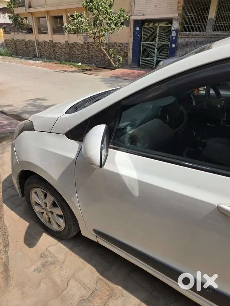 Hyundai Xcent 2017 Petrol Well Maintained