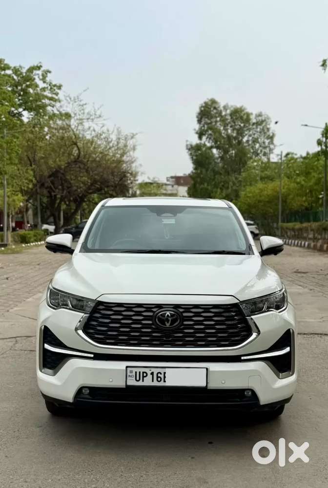 Toyota Innova Hycross 2.0 Zx (o) Hybrid 7 Str, 2024, Petrol