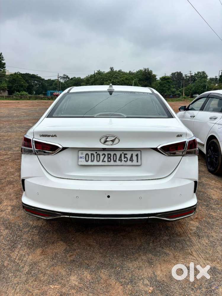 Hyundai Verna 1.5 Mpi Mt Sx (o), 2021, Petrol