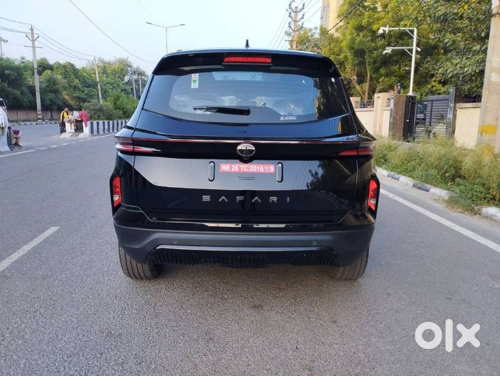 Tata Safari Accomplished X Plus 7 Str Dark Edition At, 2025, Diesel
