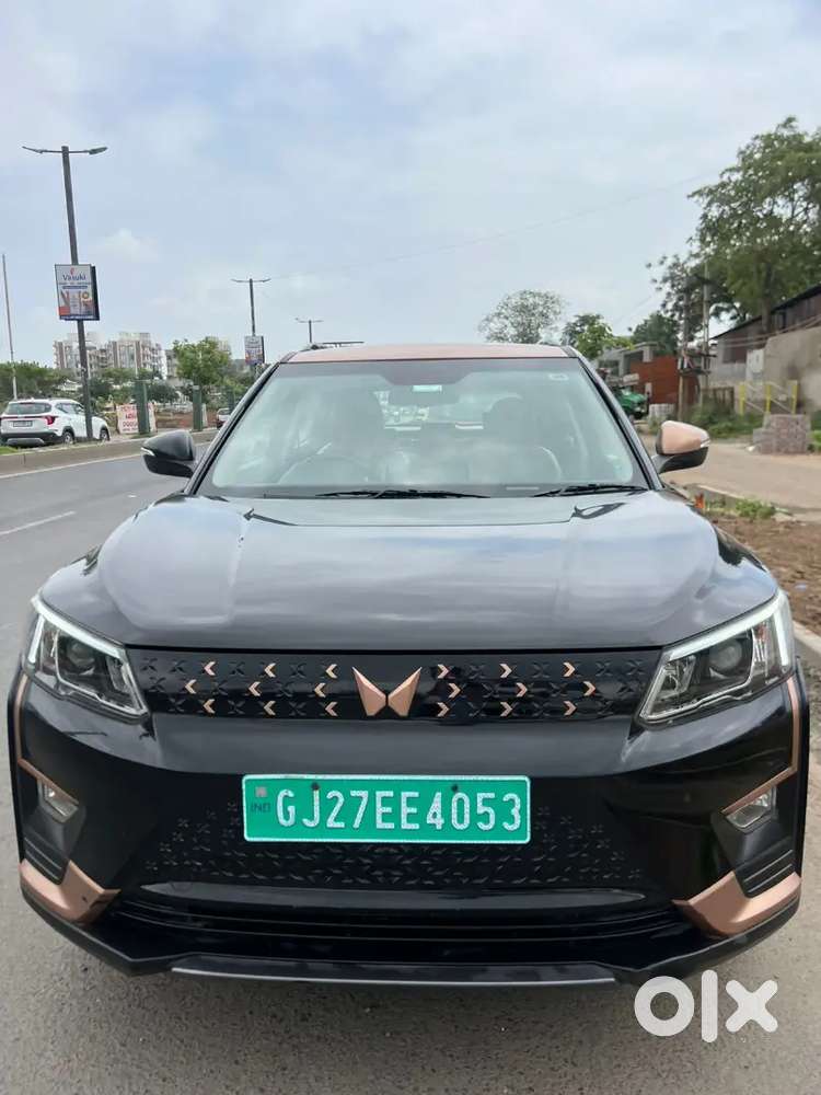 Mahindra Xuv400 Ev 2024 Automatic