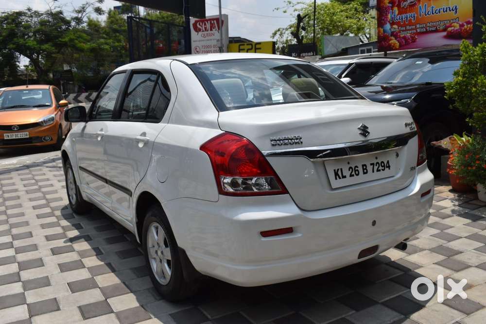 Maruti Suzuki Swift Dzire 1.3 Zxi, 2011, Petrol