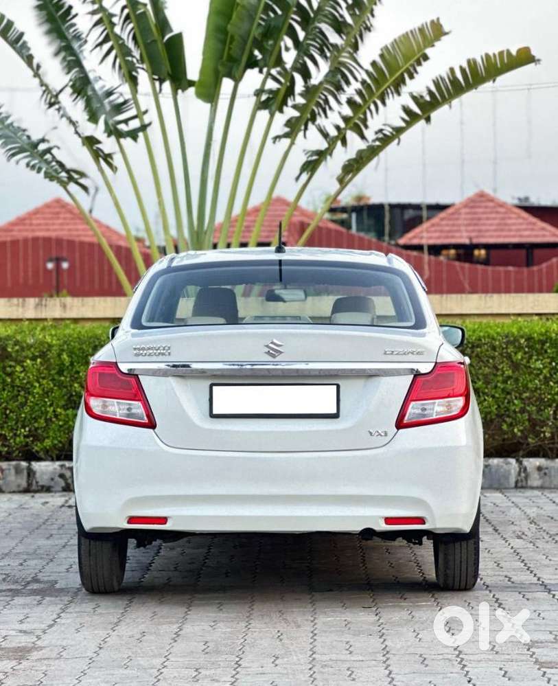 Maruti Suzuki Swift Dzire Vxi(o) Amt, 2017, Petrol
